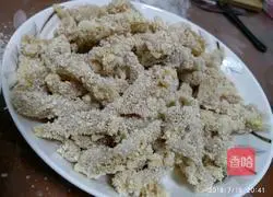 Illustration of how to make fried chicken fillet 8