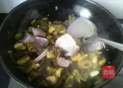 Illustration of how to make pickled fish 3