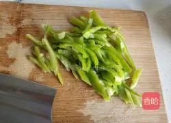 Illustration of how to make scrambled eggs with fresh mushrooms 2