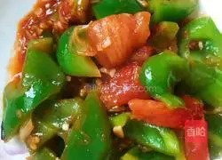 Illustration of home-style fried tomatoes with peppers 10