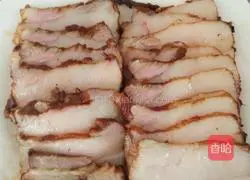 Illustration of how to make pork with pickled vegetables 3