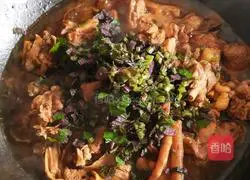 Illustration of how to make stuffed duck meat 7