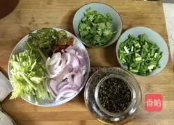 Pictures of how to make peppercorn chicken 2