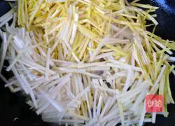 Illustration of how to make fried pork with garlic 4