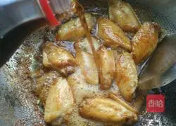 Illustration of how to make Coke Chicken Wings 7