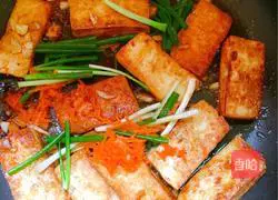 Illustration of dry-fried tofu with salt and pepper 6