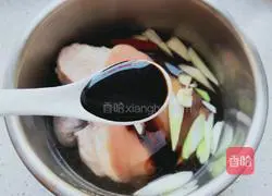 Illustration of how to make sauce elbow 6