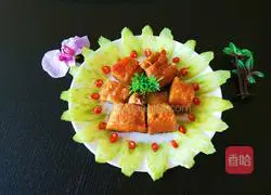 Illustration of how to make Hubei Braised Cured Fish Nuggets on the 15th day of the first lunar month 16