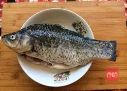 Crucial carp stewed with tofu Illustration of how to do it 1