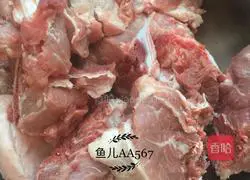 Illustration of braised pork bones 1