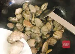 Illustration of how to make spicy fried clams 4