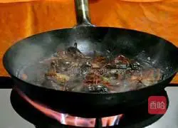 Illustration of how to make garlic crayfish 2