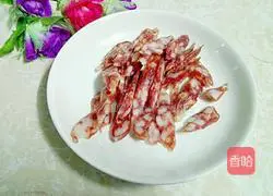 Illustration of how to cook Chinese sausage and kale 2