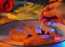 Illustration of how to make crispy chicken wings 1