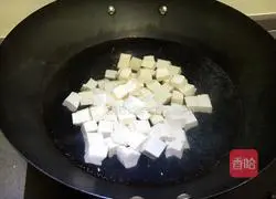 Illustration of how to make fish-flavored tender tofu 4