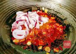 Illustration of how to make squid, fungus and fried cucumber 10