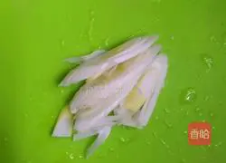 Illustration of how to make soy squid rolls 7