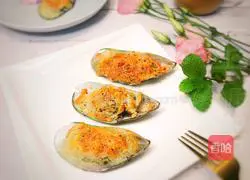 Cheese Baked Mussels Recipe Illustration 11
