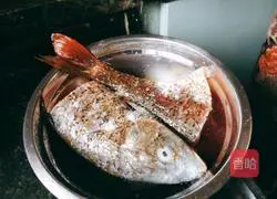 Illustration of how to make steamed fish 5