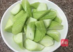 Illustration of how to make pepper and loofah 1