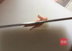 Illustration of how to make braised chicken feet 1