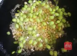 Recipe for Doudou Shrimp (Stir-fried Shrimp with Corn and Green Beans) 3