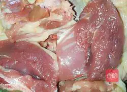 Illustration of how to make beer duck 1