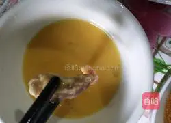 Illustration of how to make fried pork chop 3