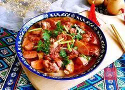 Illustration of how to steam oyster mushrooms with fermented bean curd and wing roots 9