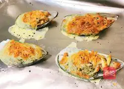 Cheese baked mussels recipe 10