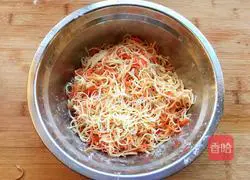 Illustration of how to make steamed shredded potatoes 6