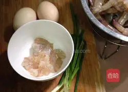 Illustration of how to make shrimp and egg custard 1