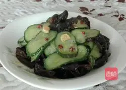 Illustration of how to make fried cucumber with fungus 12