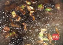 Illustration of how to make seafood meat and frozen tofu 12