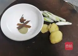 Illustration of how to make potato-roasted chicken nuggets 2