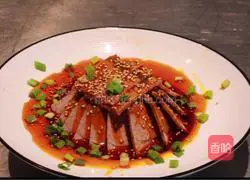 Illustration of how to make red oil beef 8