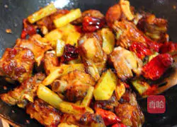 Illustration of how to make dry pot spareribs 7