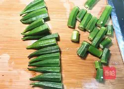 Illustration of how to make steamed okra with garlic vermicelli 2