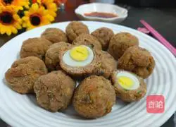 Illustration of how to make Scotch eggs 16