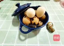 Illustration of how to make spiced quail eggs 4