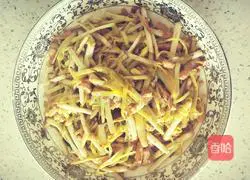 Illustration of how to make shredded pork with garlic yellow 8