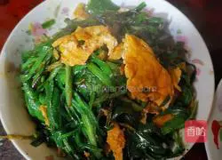 Illustration of how to make scrambled eggs with leeks 6