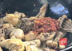 Shiitake mushrooms and potatoes Illustration of how to make roast chicken 16