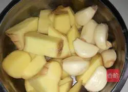 南Illustration of how to make suckling pig hands 4