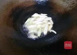 Illustration of how to make air-dried pig ears with double peppers 9