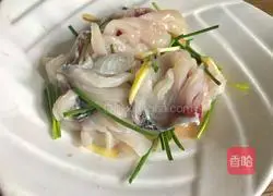 Illustration of how to make chrysanthemum fish 6