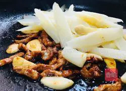 Illustration of how to make crispy fried white asparagus 12