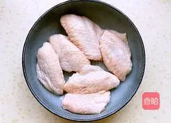 Honey Grilled Chicken Wings Recipe Illustration 2