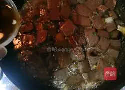 Illustration of Braised Pig Red 15