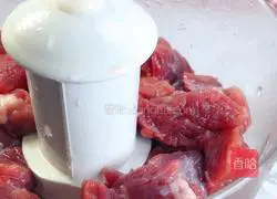 Illustration of how to make nutritious vegetables with beef balls 3